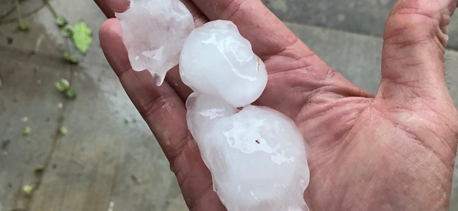 hail-yeah!-nasa-researchers-use-volunteer-observations-for-hail-estimates