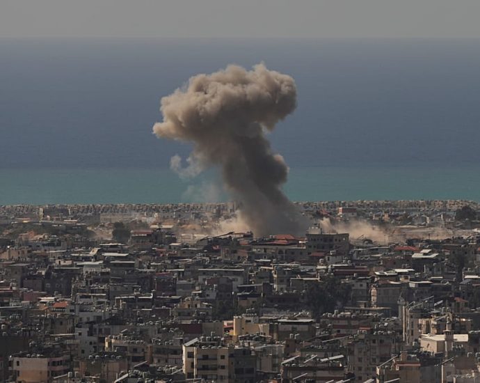 lebanon:-beirut’s-southern-suburbs-bombarded-by-israeli-strikes