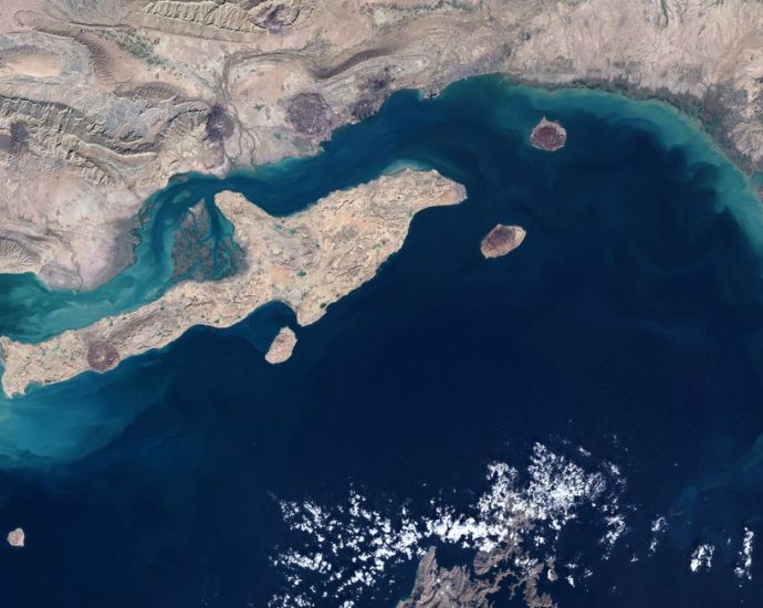 at-the-center-of-the-world’s-most-dangerous-chokepoint