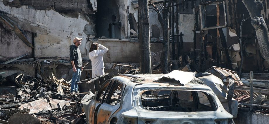 iran-war-live:-tehran-mourns-larijani,-soleimani;-2-killed-in-israel