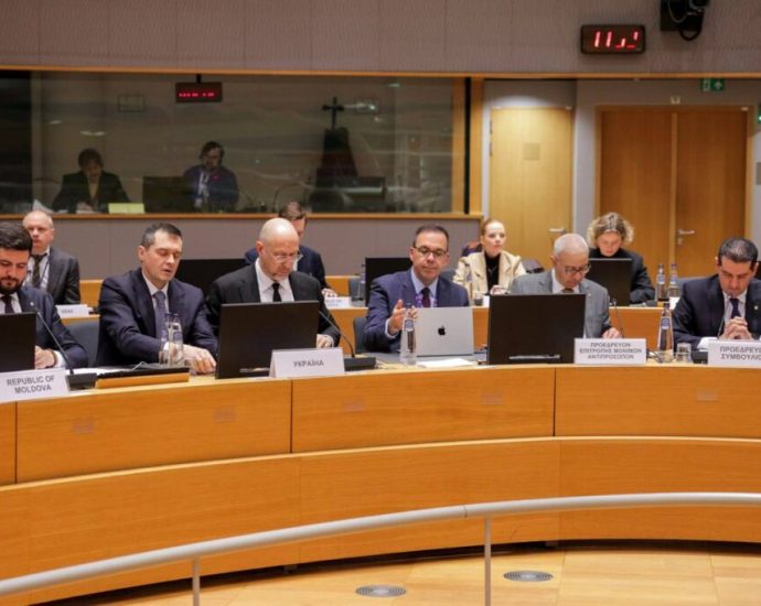 after-a-winter-of-blackouts,-ukraine-and-the-eu-stockpile-energy-repair-equipment-before-russia-strikes-again