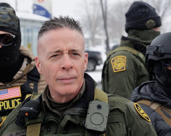 border-chief-who-oversaw-chaotic,-deadly-minneapolis-surge-to-retire