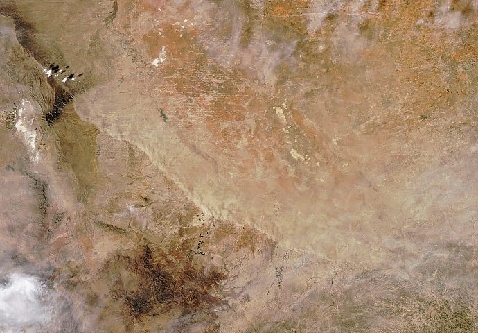 wave-of-dust-rolls-through-texas
