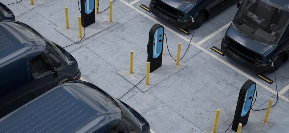 new-study-finds-electrifying-smaller-fleets-may-deliver-larger-emissions-reductions