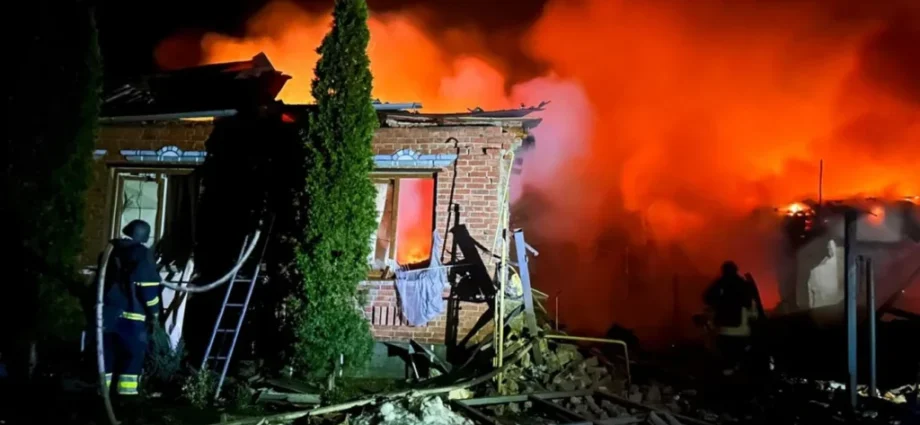 russia-fires-147-drones-at-ukraine-in-one-night,-injuring-nine-across-four-oblasts