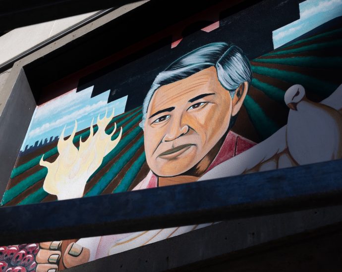 “deeply-troubling”:-farm-labor-activist-cesar-chavez-accused-of-sexual-abuse