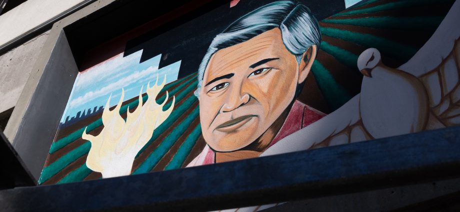 “deeply-troubling”:-farm-labor-activist-cesar-chavez-accused-of-sexual-abuse
