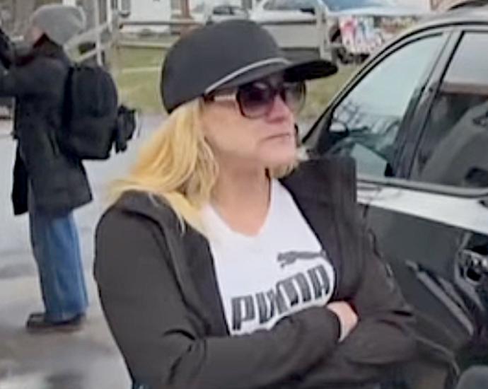 3-time-the-traitor-voter-freaks-out-about-gas-prices:-‘apparently,-i’m-an-idiot!’