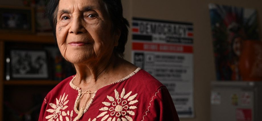 dolores-huerta,-sexual-violence-survivors-speak-out-against-cesar-chavez