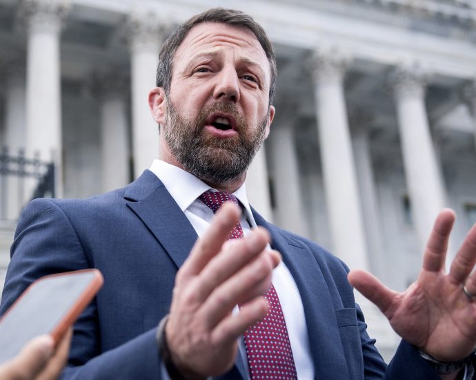 the-traitor’s-dhs-pick-mullin-advances-by-one-vote-after-sen.-fetterman-votes-yes