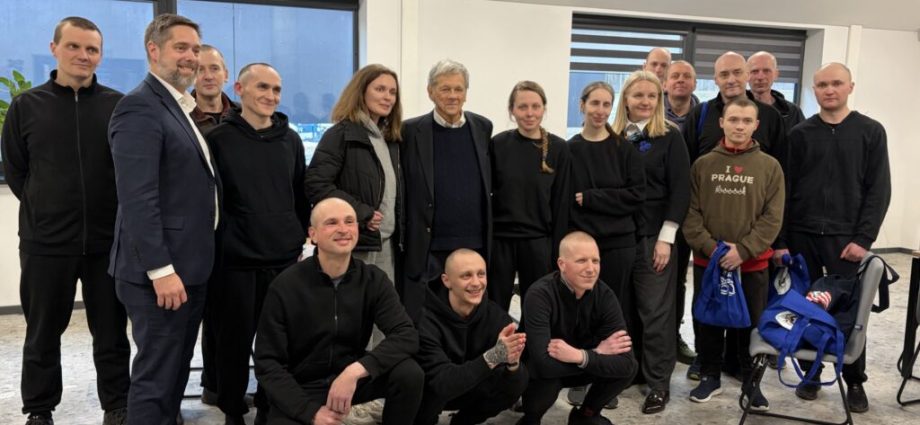 250-belarusians-freed-after-washington-lifts-sanctions-on-banks-and-potash-–-regime-calls-it-“humanitarian”