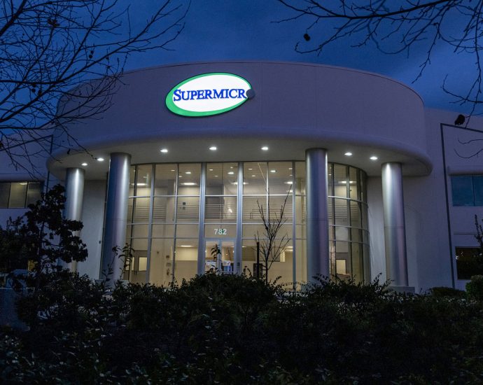 three-men-charged-with-illegally-smuggling-advanced-ai-chips-into-china