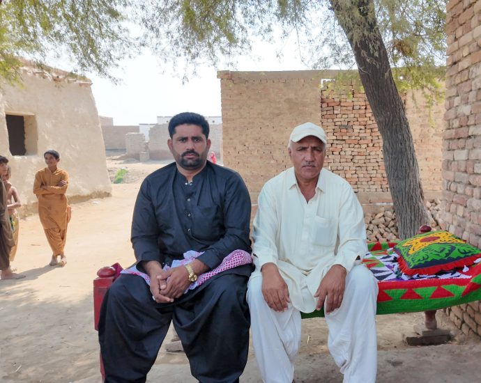 why-pakistani-farmers-are-suing-two-german-companies-for-deadly-2022-floods