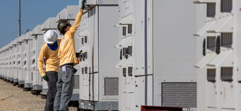 why-california-and-texas-actually-agree-on-powering-their-future-with-batteries