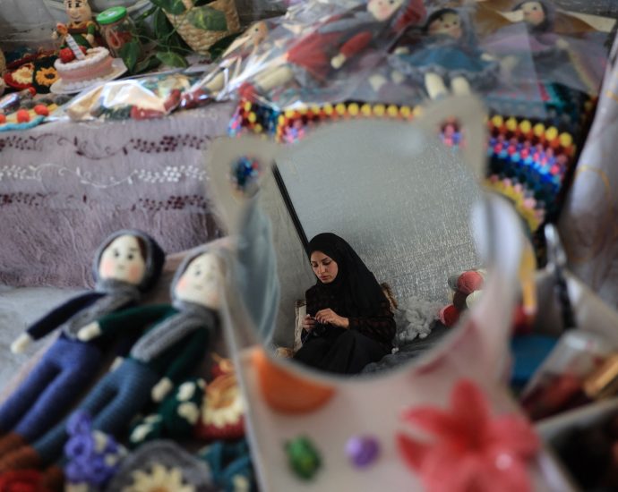 eid-under-siege:-little-to-celebrate-in-gaza-as-israel-tightens-chokehold