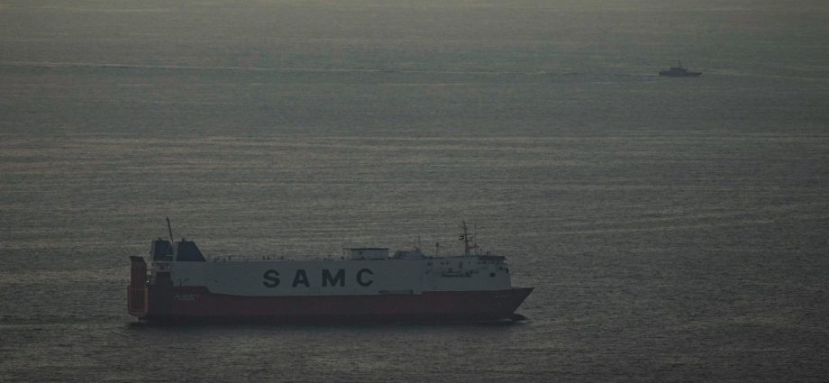 iran-developing-a-‘vetting-system’-for-strait-of-hormuz-transit:-report