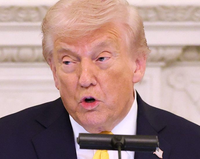 viral-magazine-cover-delivers-blistering-takedown-of-the-traitor’s-iran-war