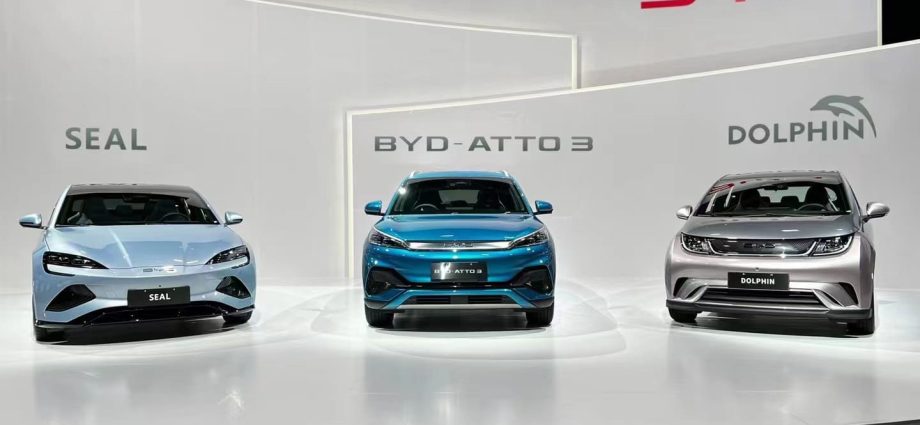 does-byd’s-canada-strategy-include-acquiring-one-of-the-us-automakers?