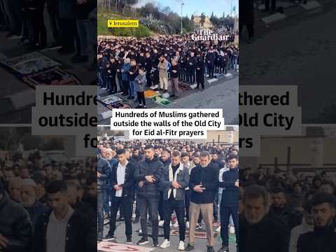 palestinians-forced-to-pray-in-street-after-israeli-authorities-close-al-aqsa-mosque-at-eid