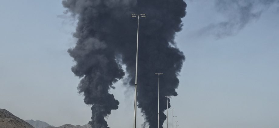 who-are-the-gulf’s-military-allies,-and-how-are-they-helping-in-iran-war?