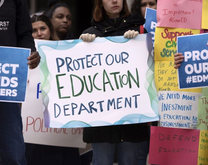 when-we-fight-for-public-schools,-we-fight-for-democracy