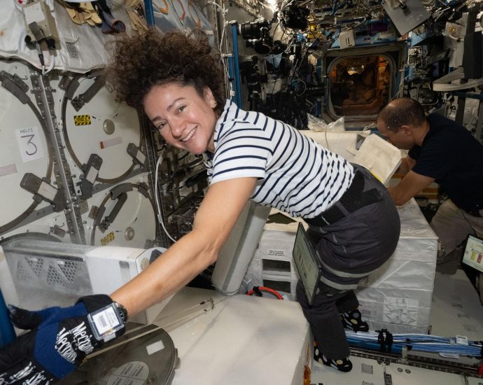 week-wraps-with-health-research-and-spacewalk-closeout-procedures