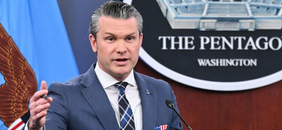 us-judge-sides-with-new-york-times-against-pentagon-journalism-policies