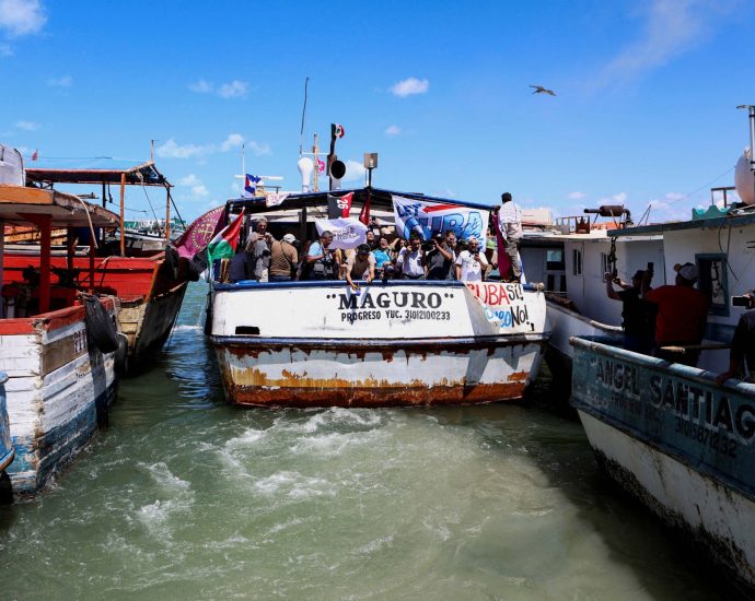 aid-flotilla-for-cuba-sets-sail-from-mexico