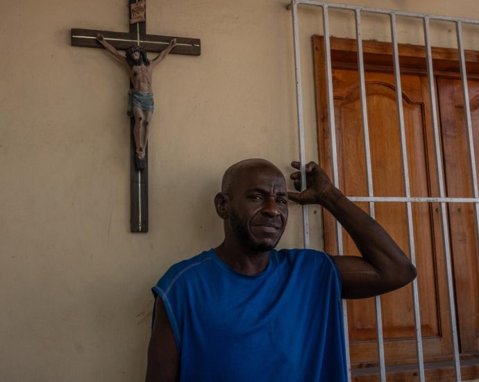 homeless-and-stateless:-deportees-from-us.-are-trapped-in-mexico