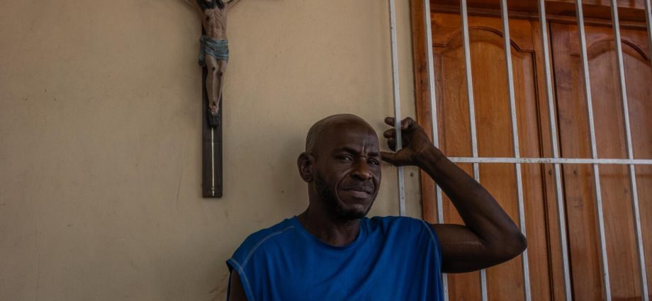 homeless-and-stateless:-deportees-from-us.-are-trapped-in-mexico