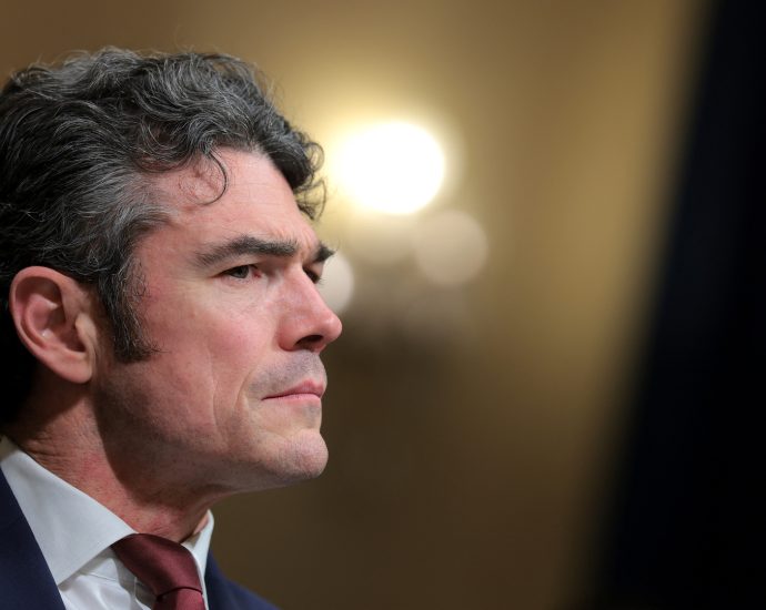 joe-kent-speaks-out-against-iran-war-at-prayer-event-after-resigning