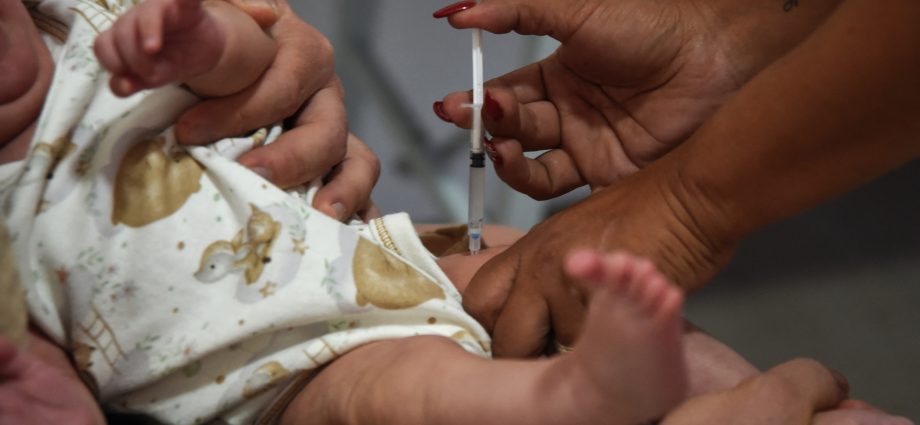 why-a-once-routine-newborn-shot-is-seeing-rising-refusals