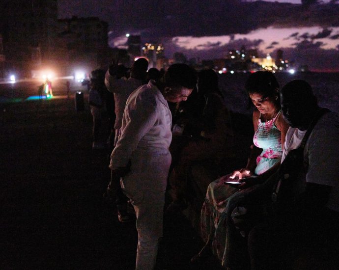 cuba-sees-third-power-grid-collapse-in-a-month-amid-us-oil-blockade