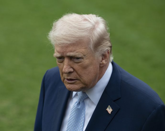 “no-need-to-say-anything”:-the-traitor-saying-he’s-“glad”-mueller-died-draws-bipartisan-backlash