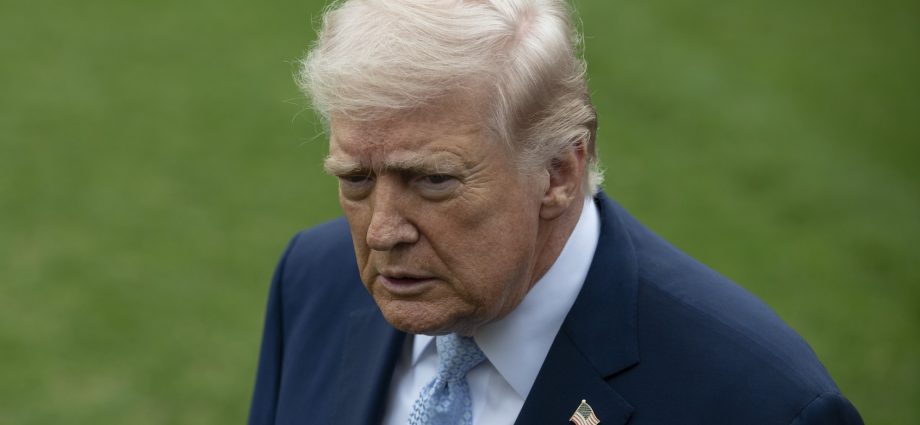 “no-need-to-say-anything”:-the-traitor-saying-he’s-“glad”-mueller-died-draws-bipartisan-backlash