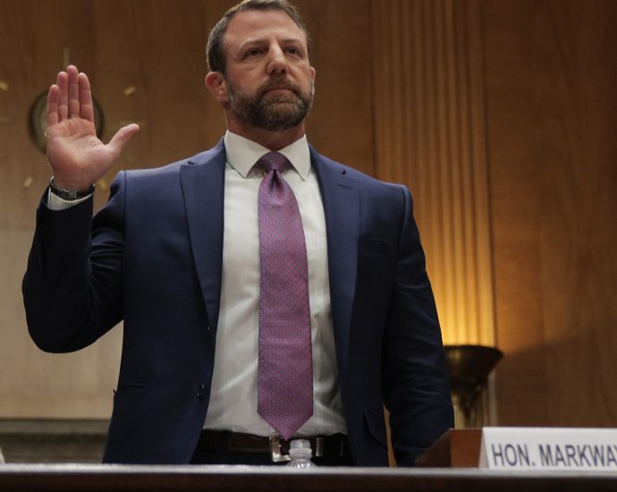 senators-advance-markwayne-mullin’s-nomination-for-dhs-secretary