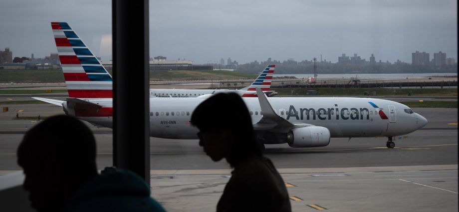 air-canada-jet-collides-with-ground-vehicle-at-new-york-airport