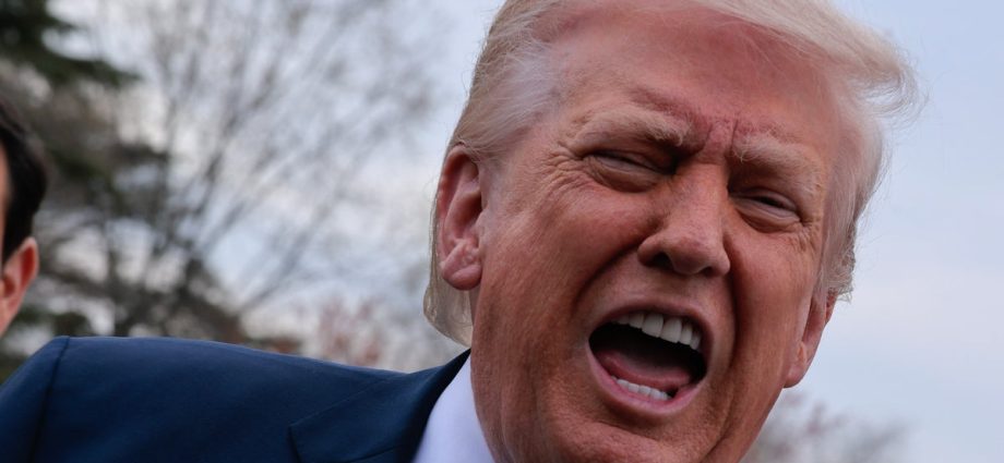 ‘nowhere-to-hide’:-harry-enten-shows-exactly-how-the-traitor-could-doom-gop-in-midterms