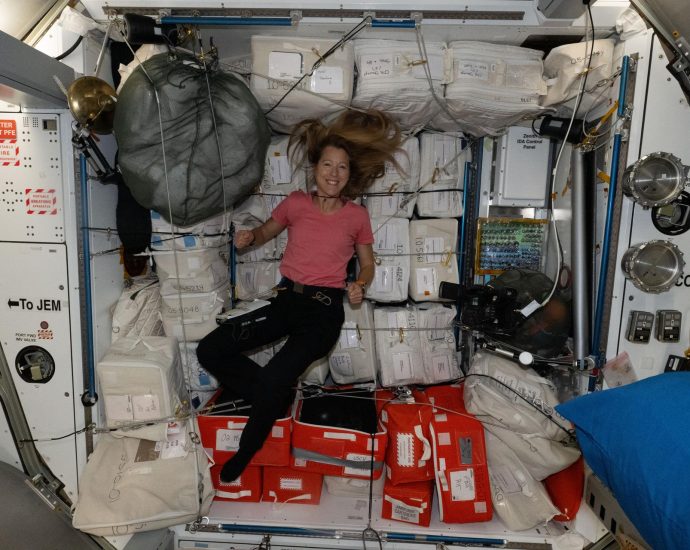 cargo-headed-to-station,-week-begins-with-science-prep-and-maintenance