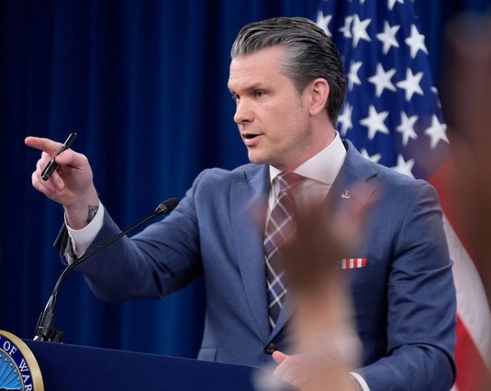 pete-hegseth’s-‘pillow-guy’-press-corps
