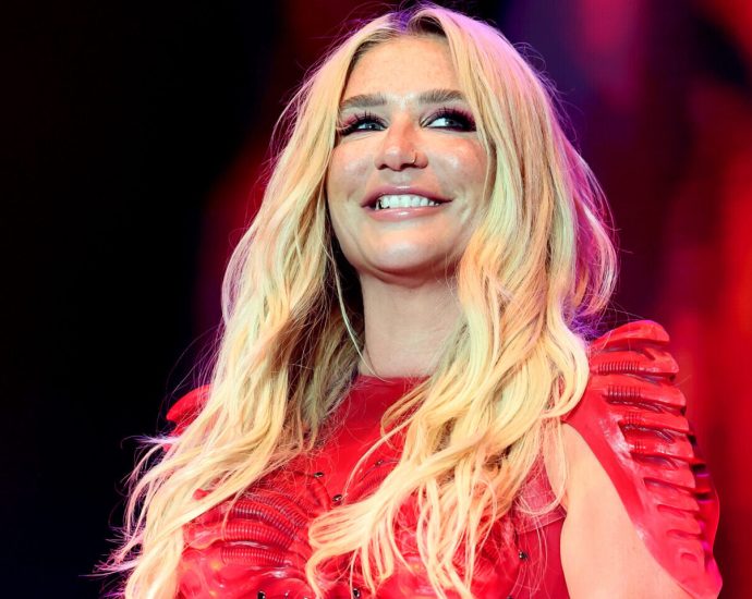kesha-announces-her-2026-freedom-tour-with-a-few-festival-appearances-and-a-shiny-vegas-headline