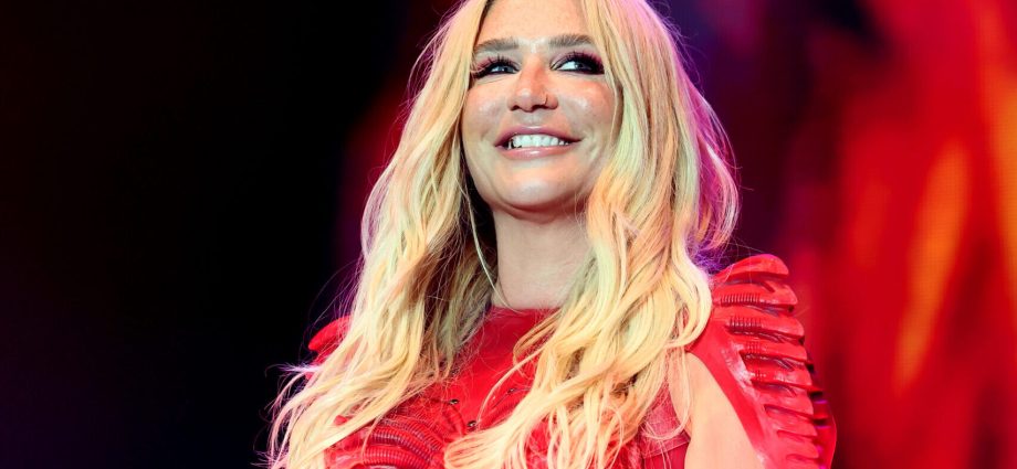 kesha-announces-her-2026-freedom-tour-with-a-few-festival-appearances-and-a-shiny-vegas-headline