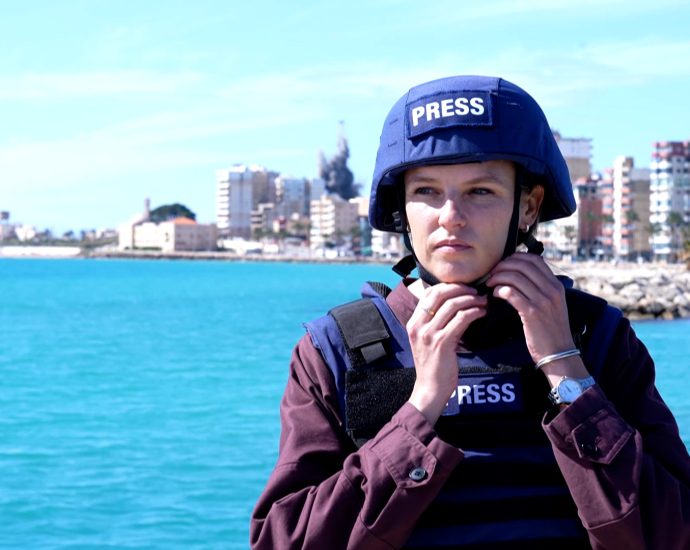 israeli-strike-hits-tyre-during-al-jazeera-report