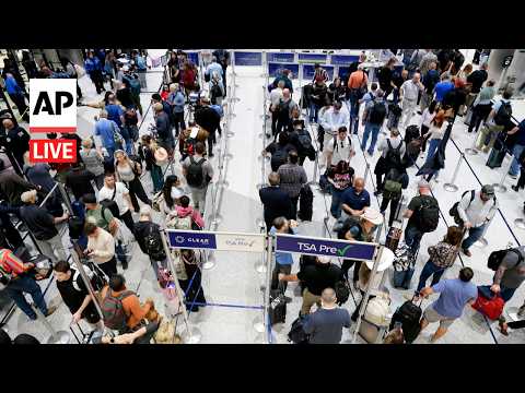 live:-long-lines-in-houston-airport
