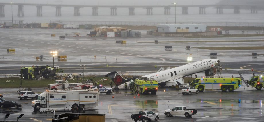 new-video,-audio-give-insight-into-moments-leading-up-to-deadly-laguardia-crash