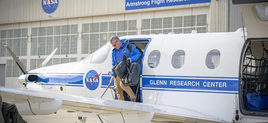 nasa-pc-12-aircraft-makes-move-to-support-flight-research-across-agency