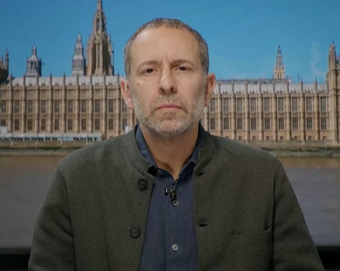 “israel-first”:-ex-israeli-negotiator-daniel-levy-says-netanyahu-led-the-traitor-into-illegal-iran-war