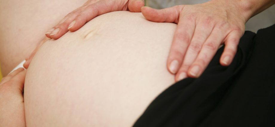 as-americans-have-fewer-babies-than-ever,-more-come-via-ivf