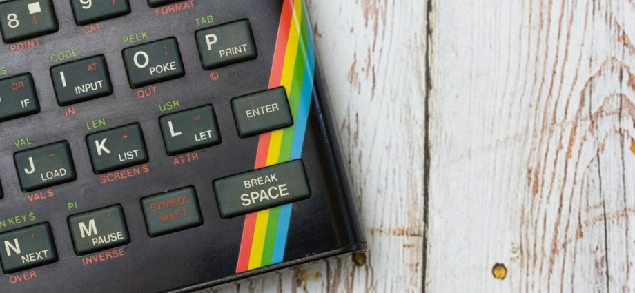 youtuber-lands-on-moon-using-a-zx-spectrum.-conditions-apply