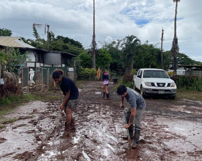 the-ferocity-of-hawaii’s-flooding-downpour-surprised-even-meteorologists